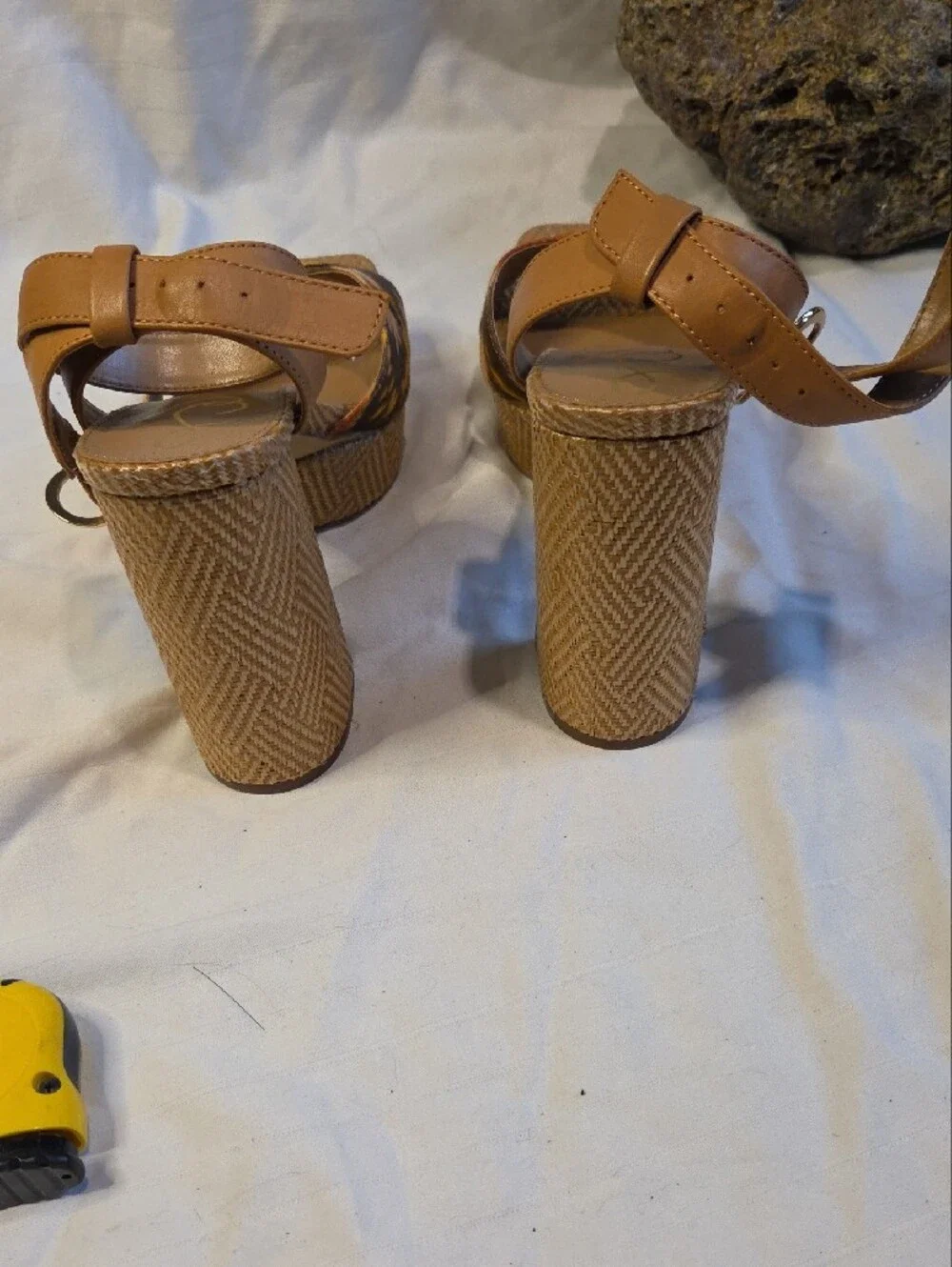Sam Edelman Tan Platform Sandals with Patterned Straps Sz 8